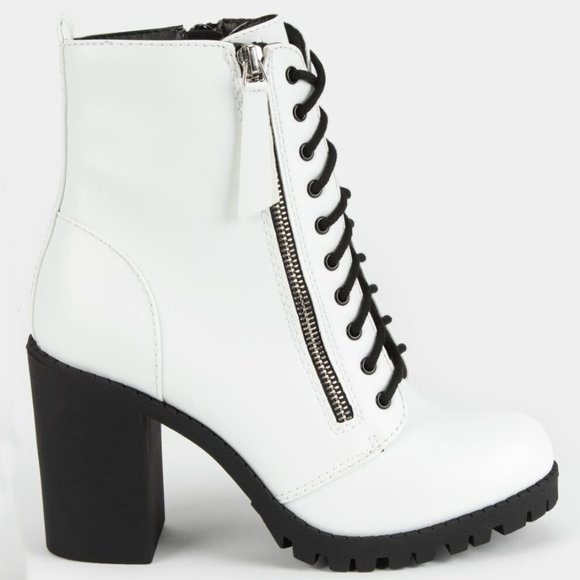 Shoes - New White Combat Lace Up Platform Lug Sole Ankle Bootie Boot